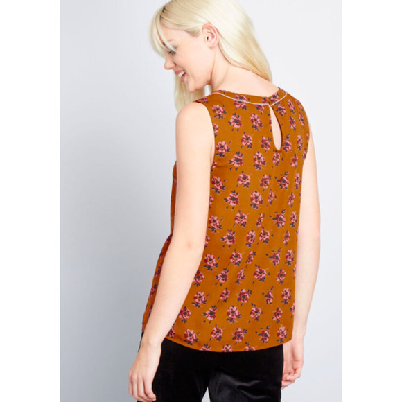 Modcloth Medium Rust Envisioned Aesthetic Sleeveless Top Floral - Picture 2 of 6